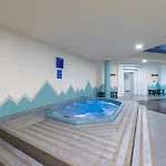 797 - Bellagio- Elegante Piso 6 A 1 Min De La Playa, Con Piscina Interior Y Exterior, Con Jacuzzi * בנאלמדנה