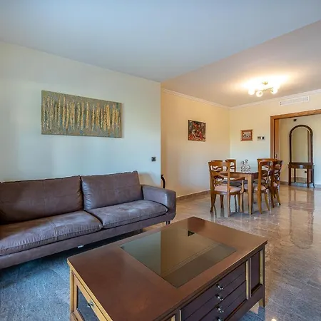 797 - Bellagio: Beachfront Elegance With Indoor & Outdoor Pools Benalmadena