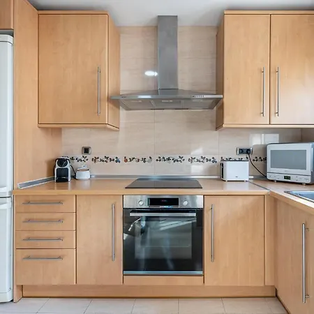 דירה 797 - Bellagio- Elegante Piso 6 A 1 Min De La Playa, Con Piscina Interior Y Exterior, Con Jacuzzi בנאלמדנה