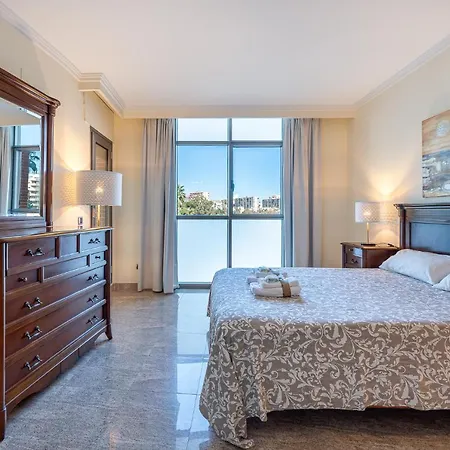 797 - Bellagio: Beachfront Elegance With Indoor & Outdoor Pools Benalmadena